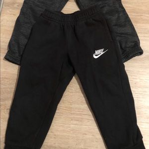 Gray and Black Nike Pants 3T